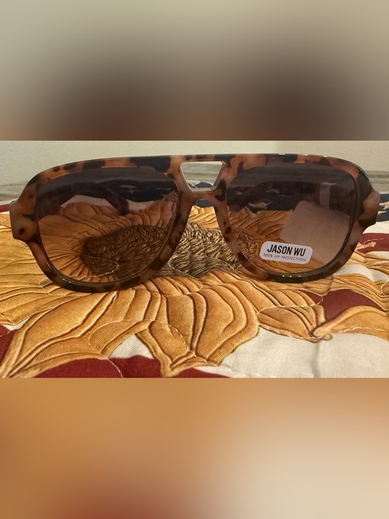 Jason Wu Accessories - Jason Wu Tortoiseshell Acetate Sunglasses - Brown and Amber